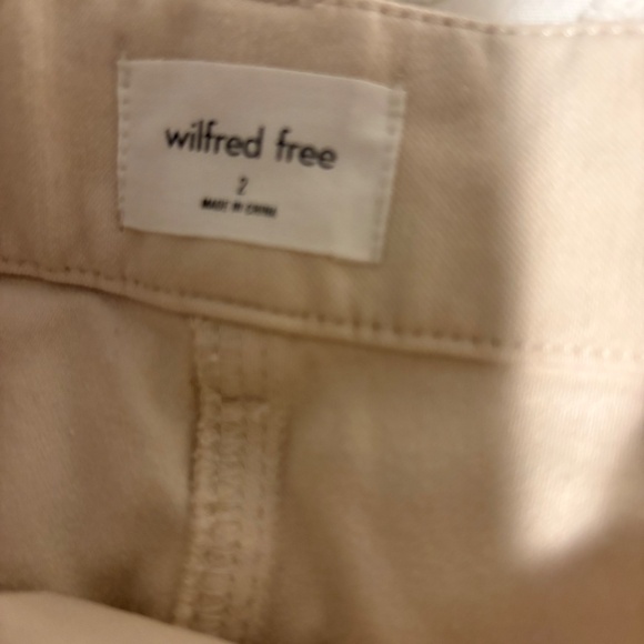 Wilfred Free Beige Cargo Pants โ Size 2 (Worn Once) - Picture 3 of 3